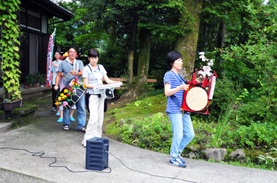 写真：イベント前はほぼ毎日練習しています！