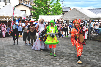 写真：ゆりの木の里さんこんにちは！