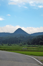 写真：尖山